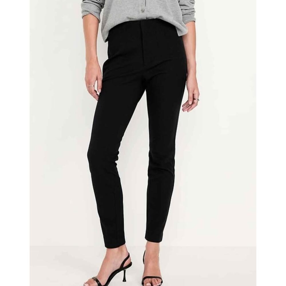 Women's Old Navy Extra High-Rise Pixie Skinny Secret-Smooth, 14 Petite, NEW.